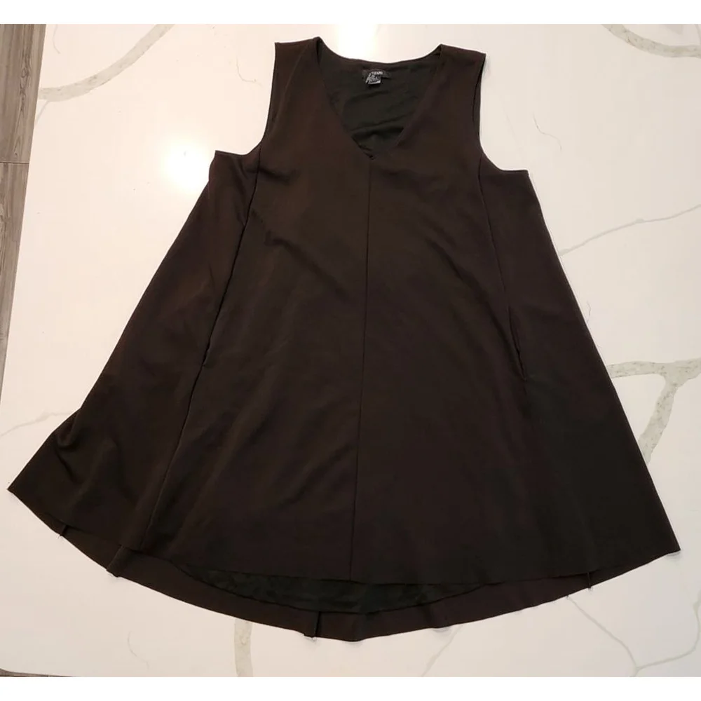 Alfani Black Sleeveless V-Neck Fit & Flare Pleated Dress w/ Pockets Size 16